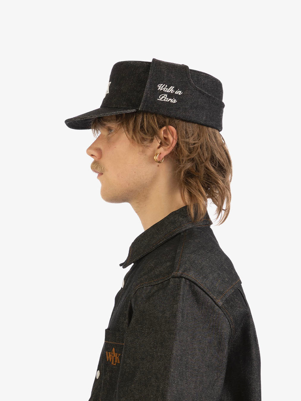 La casquette du postier en denim brut