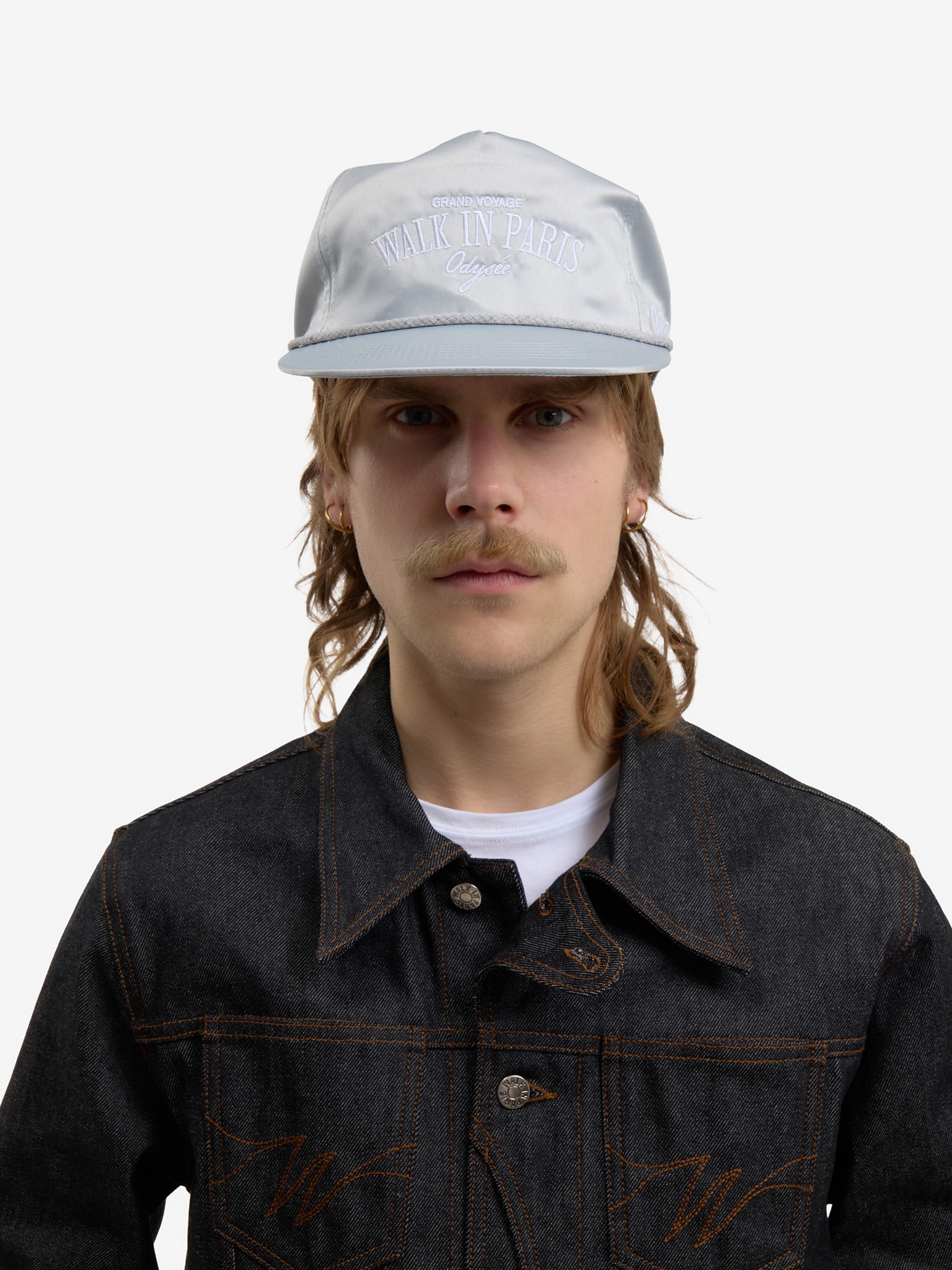 La casquette Odyssée en satin grise - Image 4