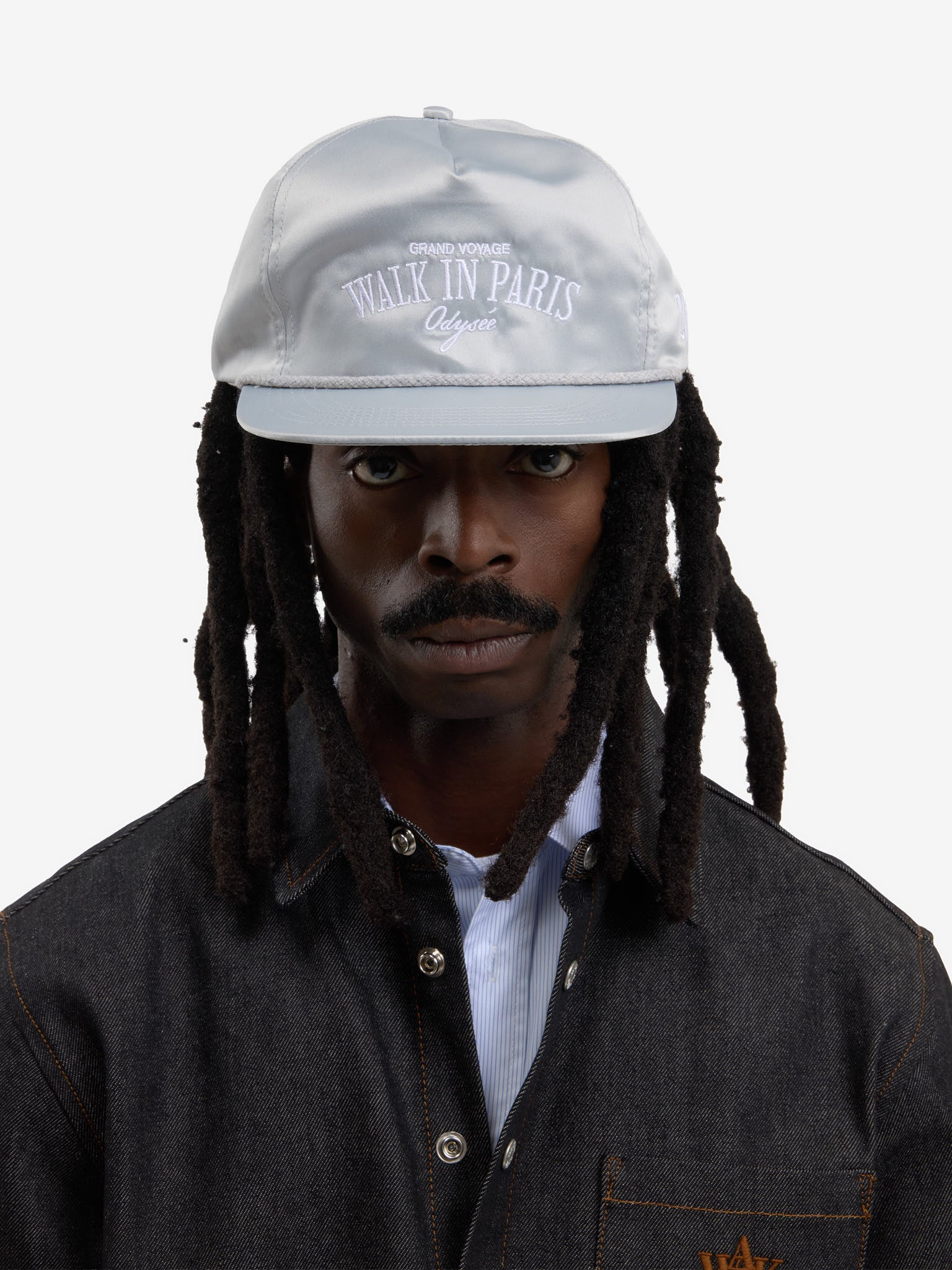 La casquette Odyssée en satin grise - Image 7