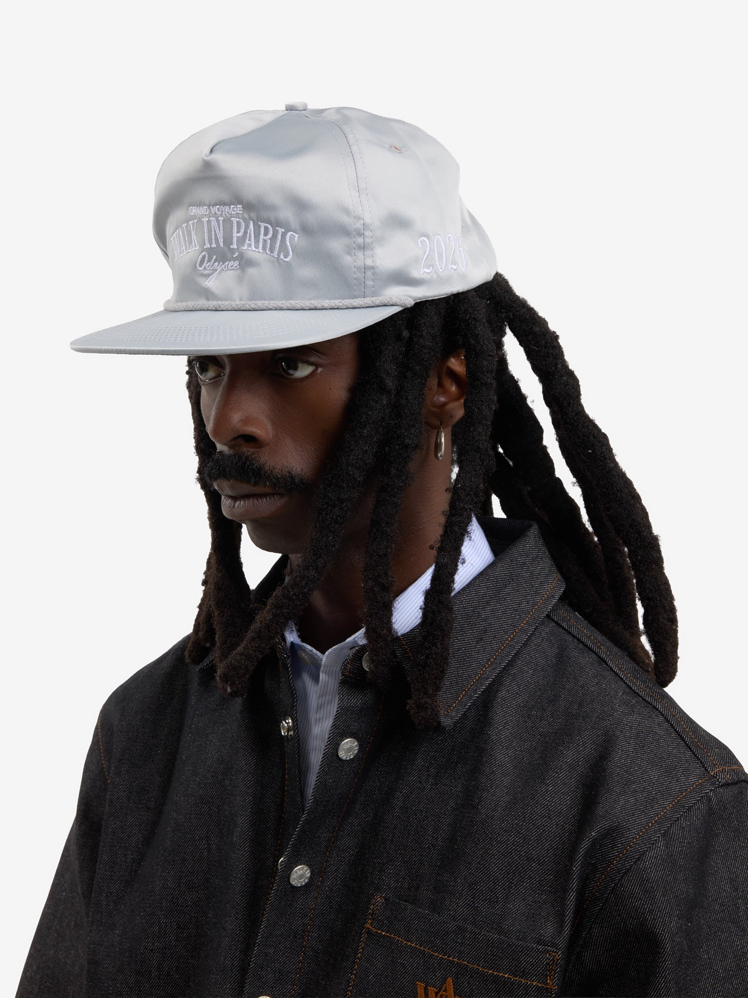 La casquette Odyssée en satin grise - Image 8