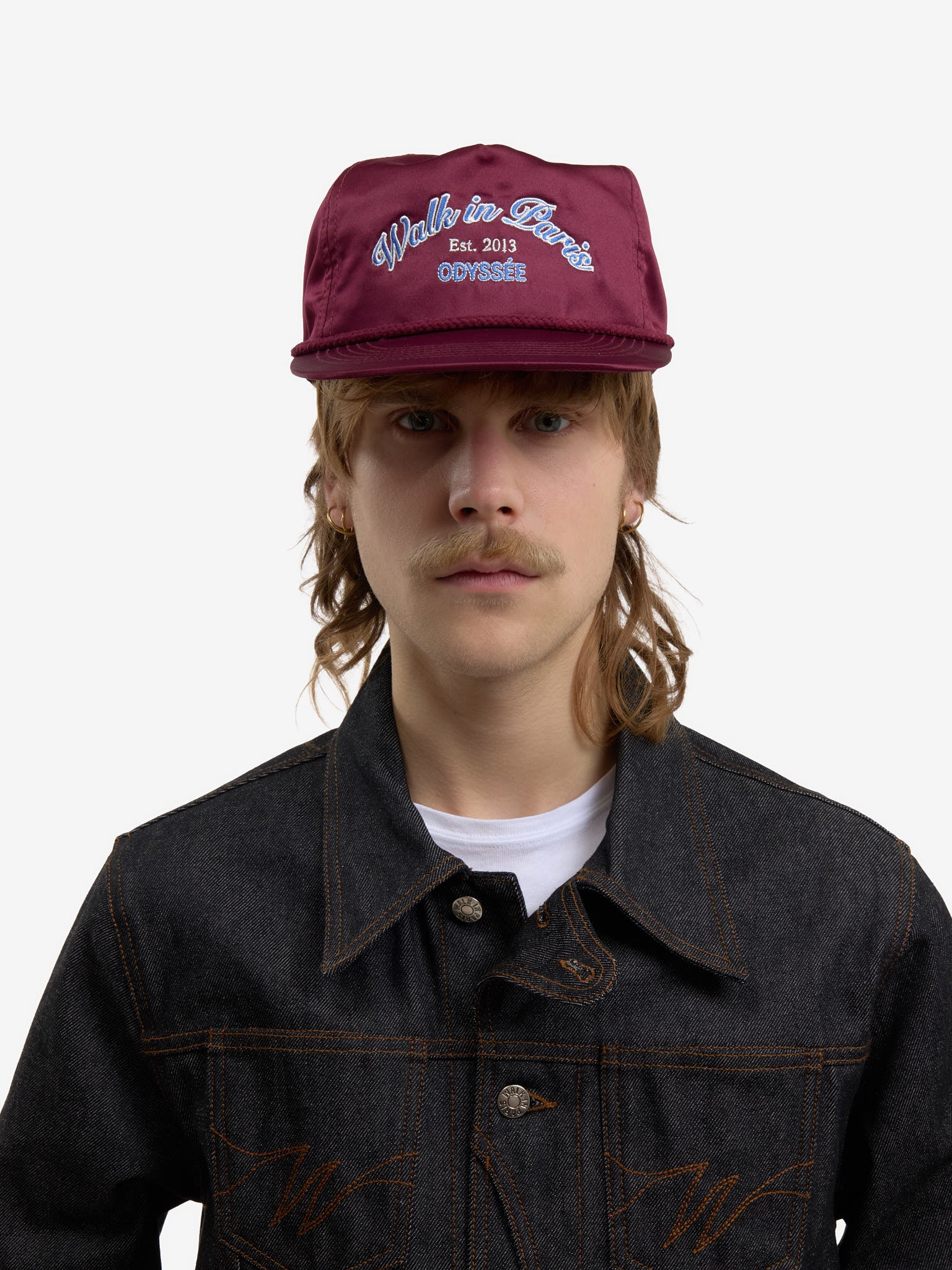La casquette Odyssée satinée bordeaux - Image 7