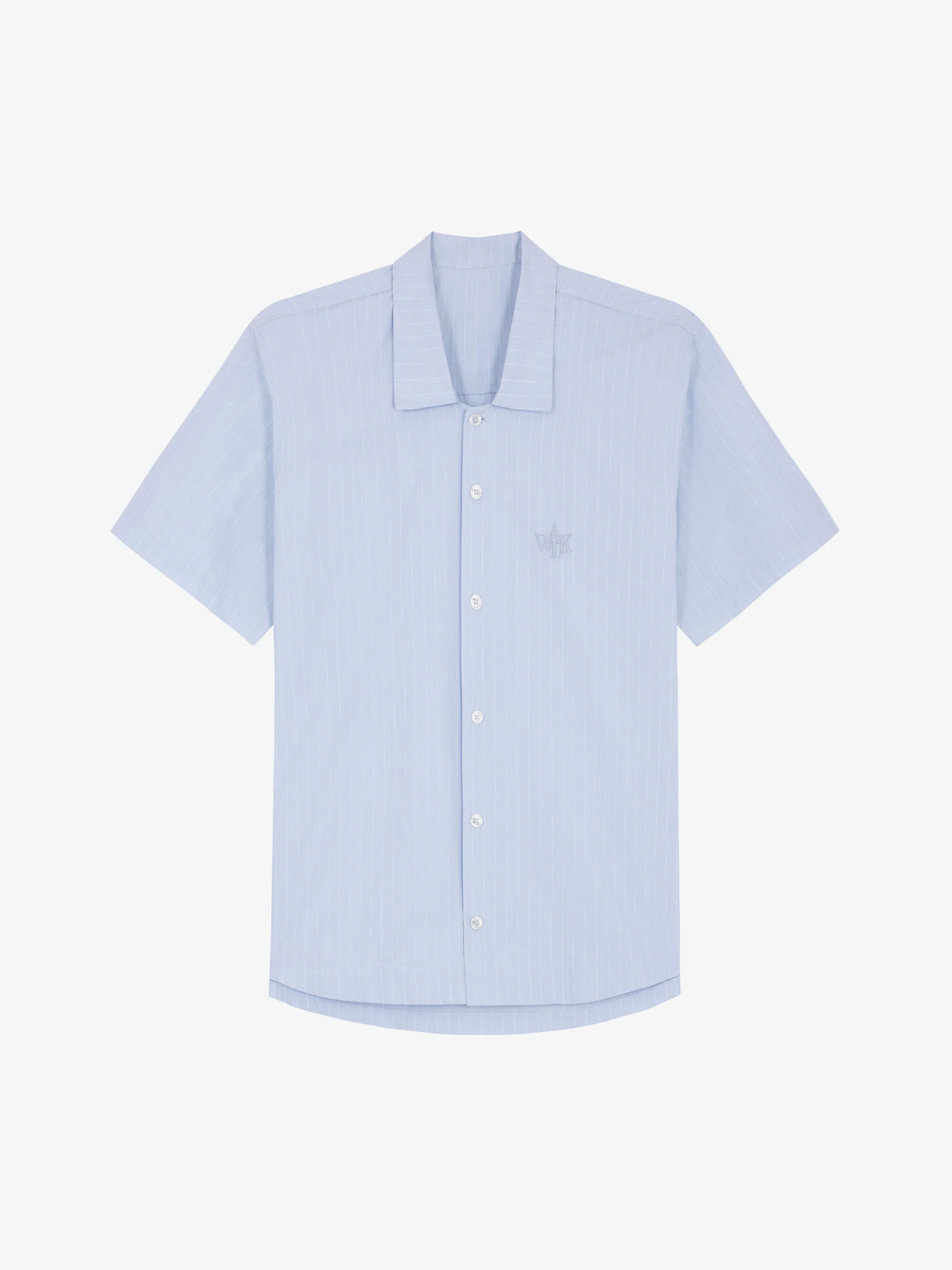 La chemise manches courtes bleue