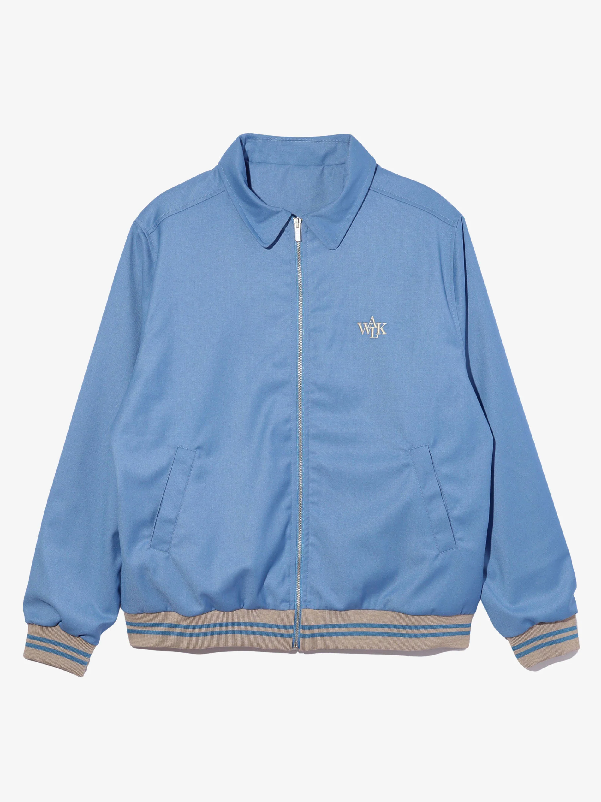 La veste bleu ciel