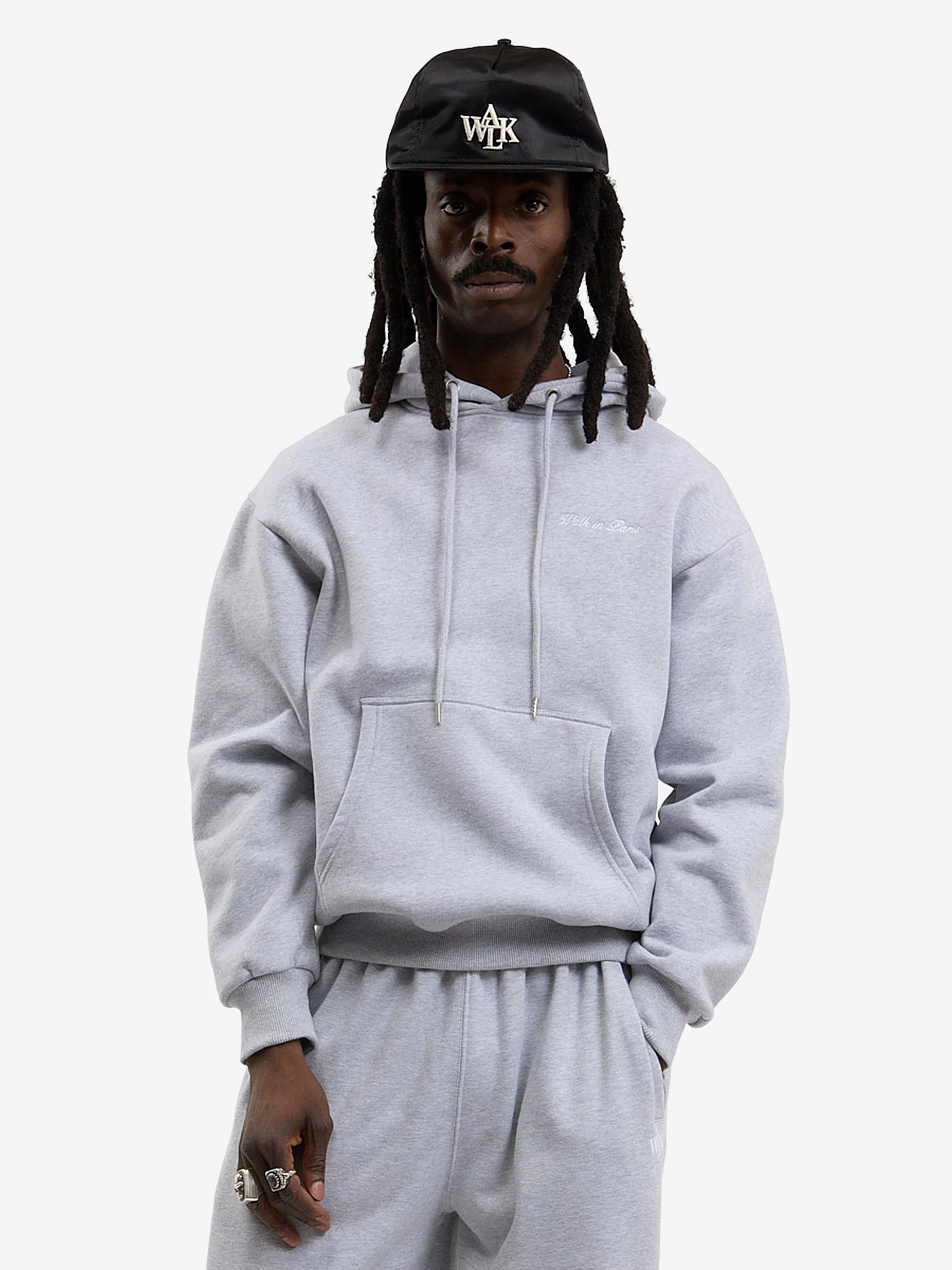 Le hoodie Timeless gris - Image 6