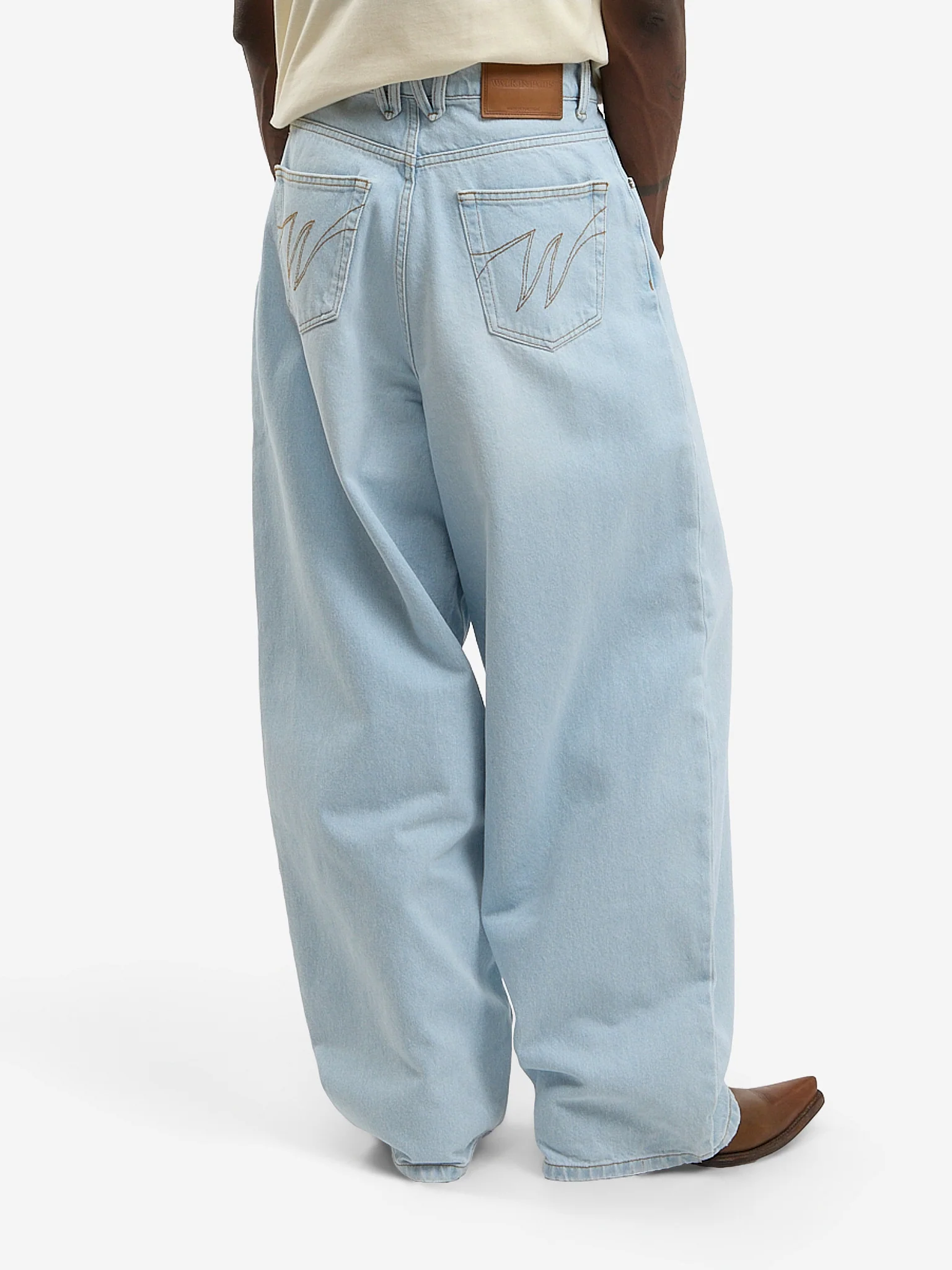 Le pantalon ballon en denim clair délavé - Image 7