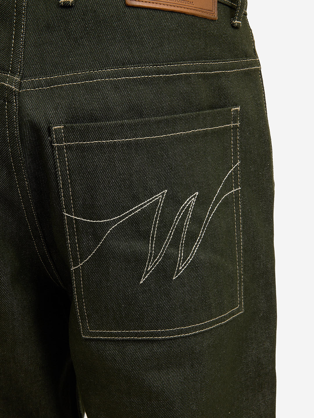 Le pantalon du menuisier en denim vert - Image 12