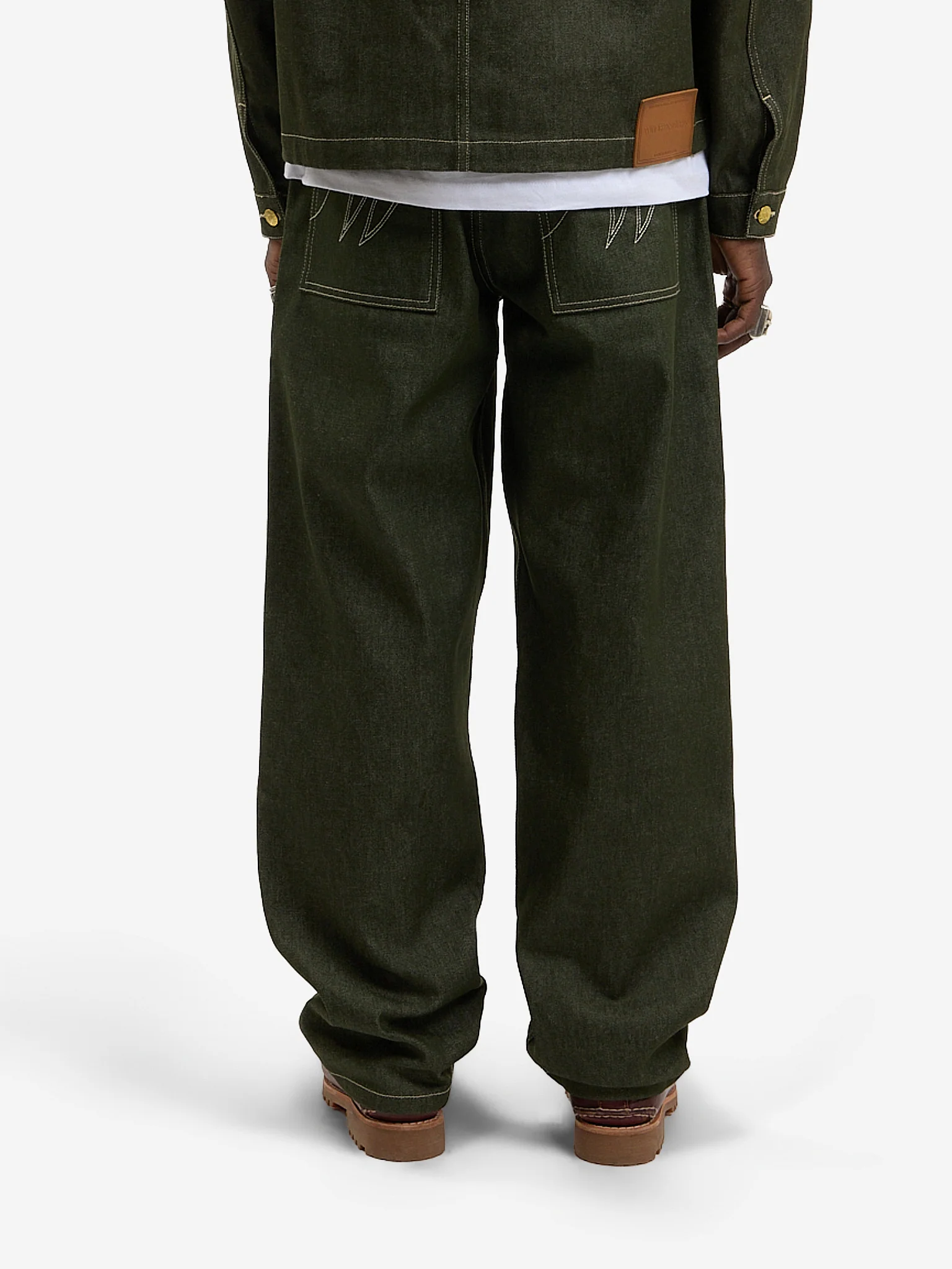 Le pantalon du menuisier en denim vert - Image 6