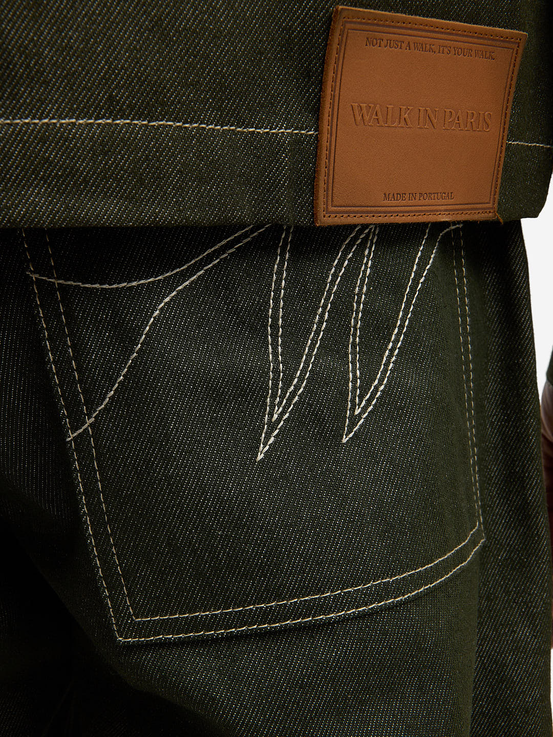 Le pantalon du menuisier en denim vert - Image 9