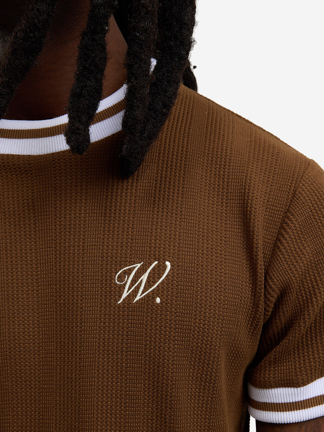 Le t-shirt en maille marron - Image 4